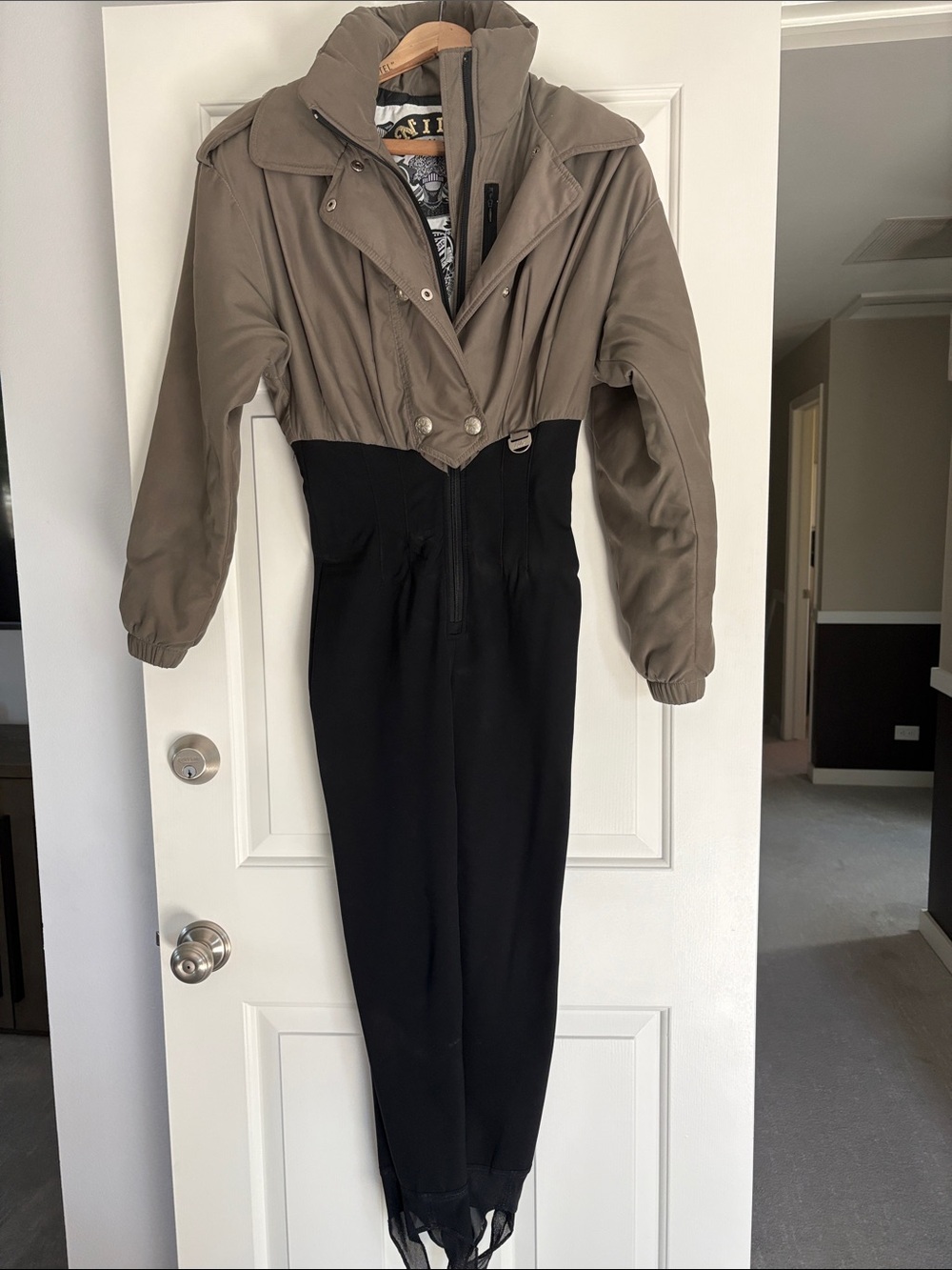 Nils vintage one piece ski outfit- Taupe and Black